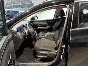 Hyundai TUCSON - 8