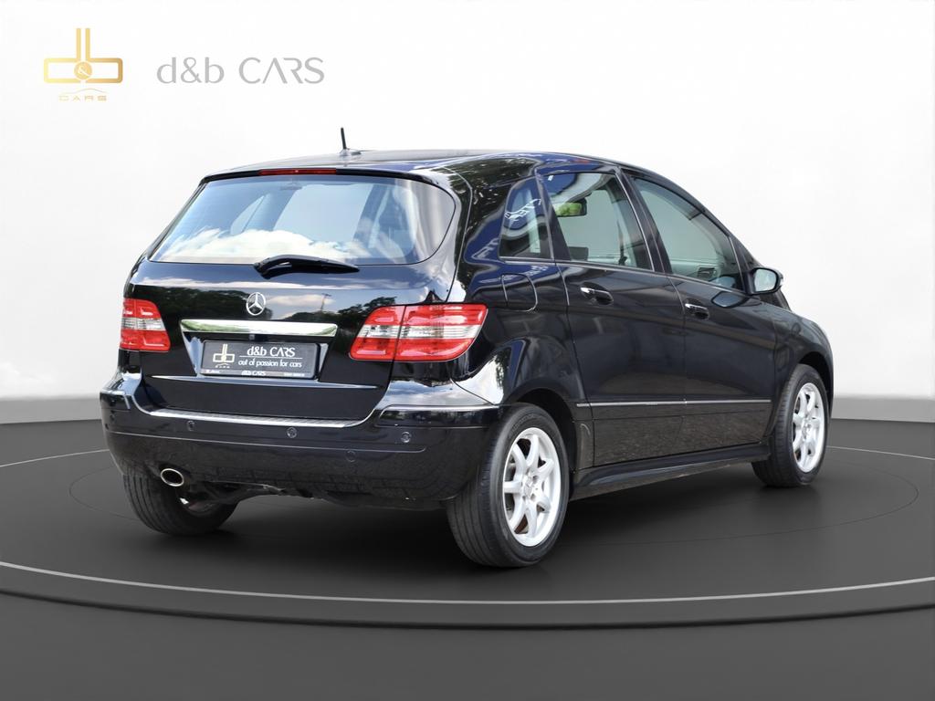 Mercedes-Benz B 200