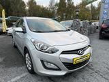 Hyundai i30 cw Classic - Hyundai: Unfallwagen