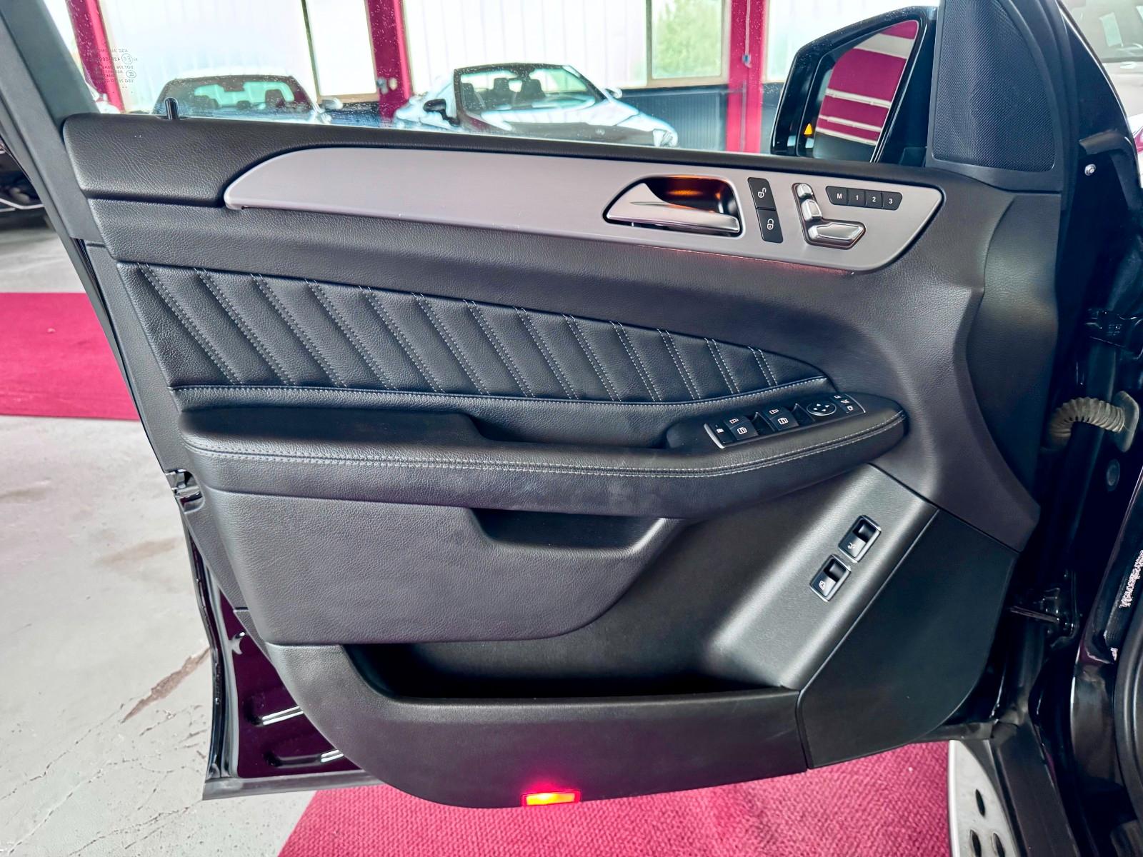 Mercedes-Benz GLE350d 3x AMG AHK 360°Airmatic 4Matic Comand 20