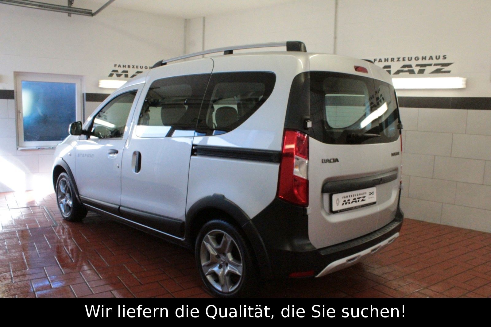 Fahrzeugabbildung Dacia Dokker TCe 115 Stepway *Navi*Klima*