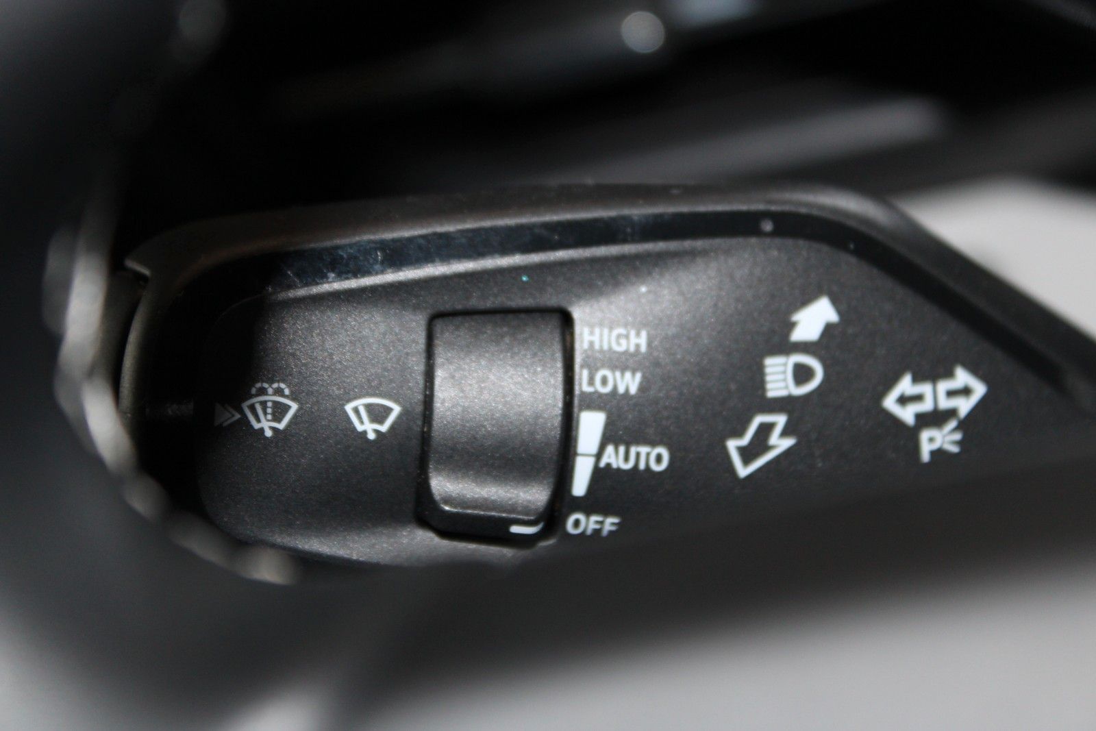 Fahrzeugabbildung Ford Capri Select RWD 77kWh Wärmepumpe 360° ACC HUD