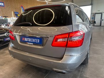 Mercedes-Benz E 250 CGI BlueEfficiency *Avantgarde*BiXenon*