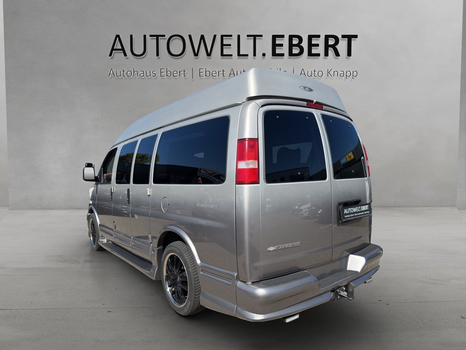 Fahrzeugabbildung Chevrolet Express 1500 Starcraft /Clean Carfax/ DVD/ BETT