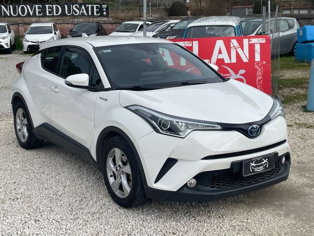 Toyota C-HR 1.8 Hybrid E-CVT Business