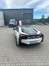 BMW i8 - - - BMW i8
