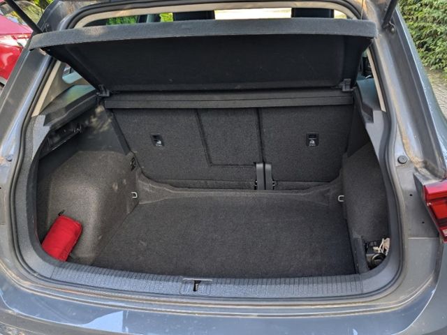 Fahrzeugabbildung Volkswagen Tiguan Life Active 1,5 l TSI DSG Active