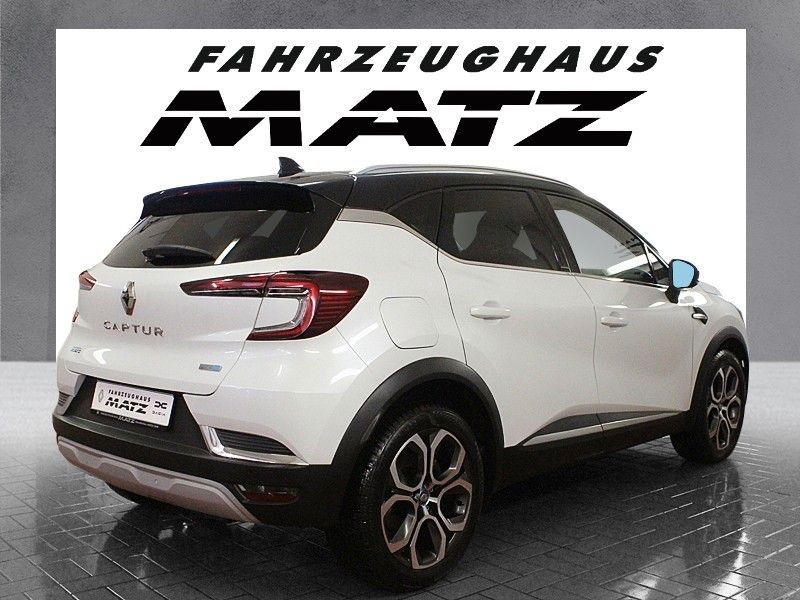 Fahrzeugabbildung Renault Captur E-Tech Plug-in 160 Plug in Hybrid