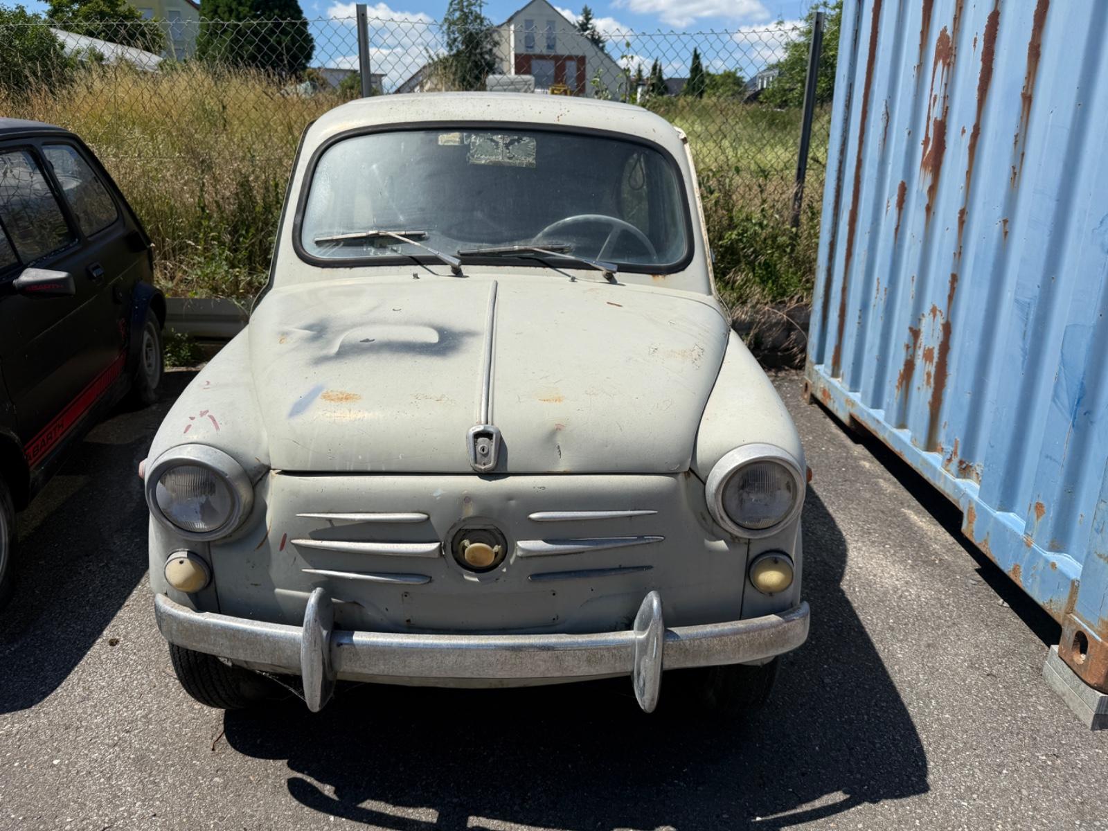 Fiat 600 *Restaurierungsobjekt*