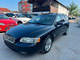 Volvo V70 Kombi D5 Momentum - gebrauchte Volvo V70 aus dem Jahr 2005