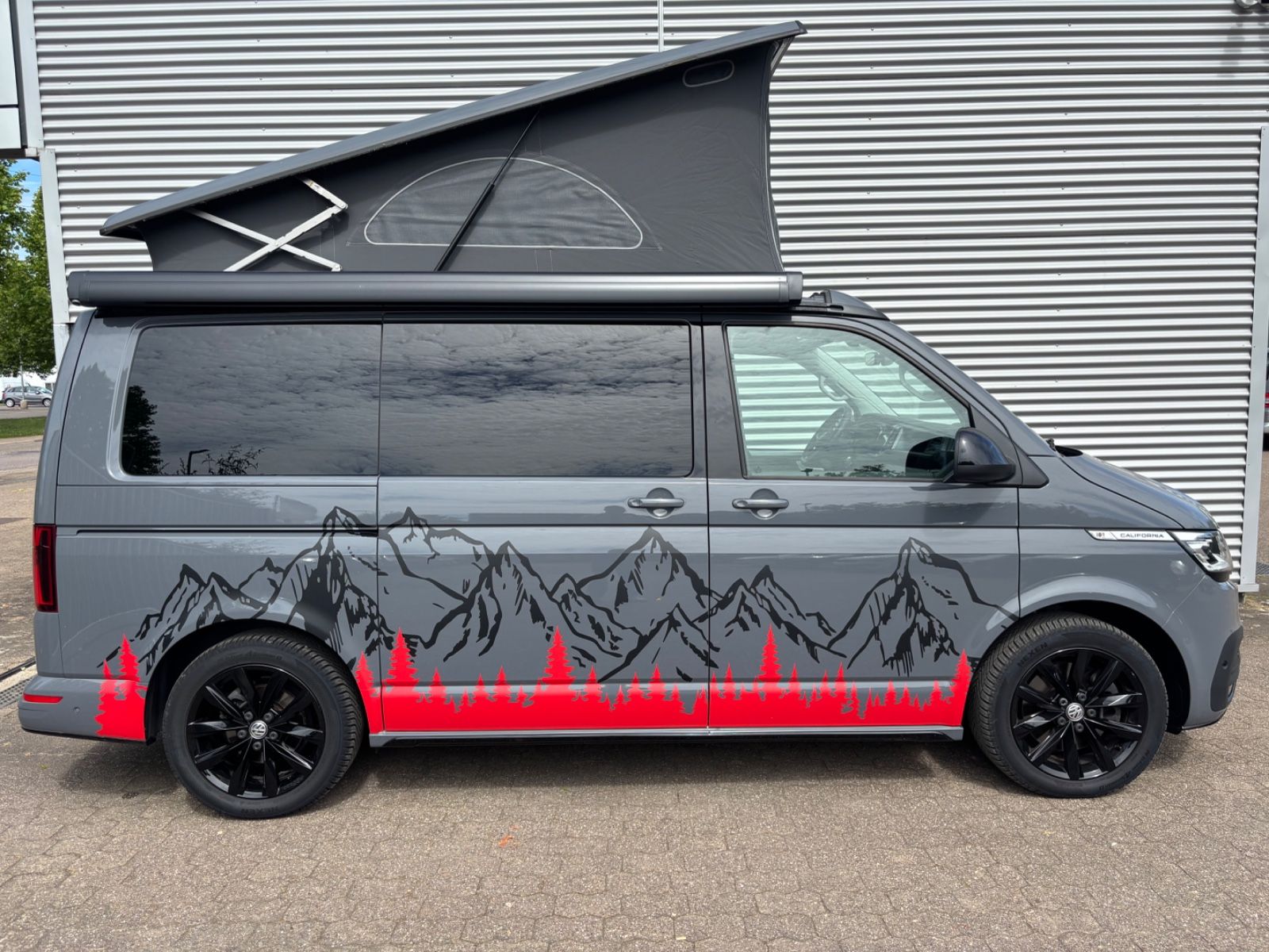 Fahrzeugabbildung Volkswagen T6 California Beach Kam Shz Ahk