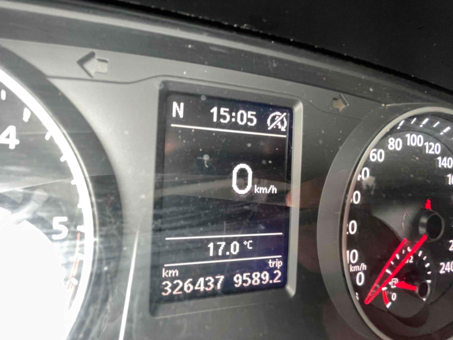 Volkswagen T6 Transporter Kasten Mittelhochdach lang  Klima