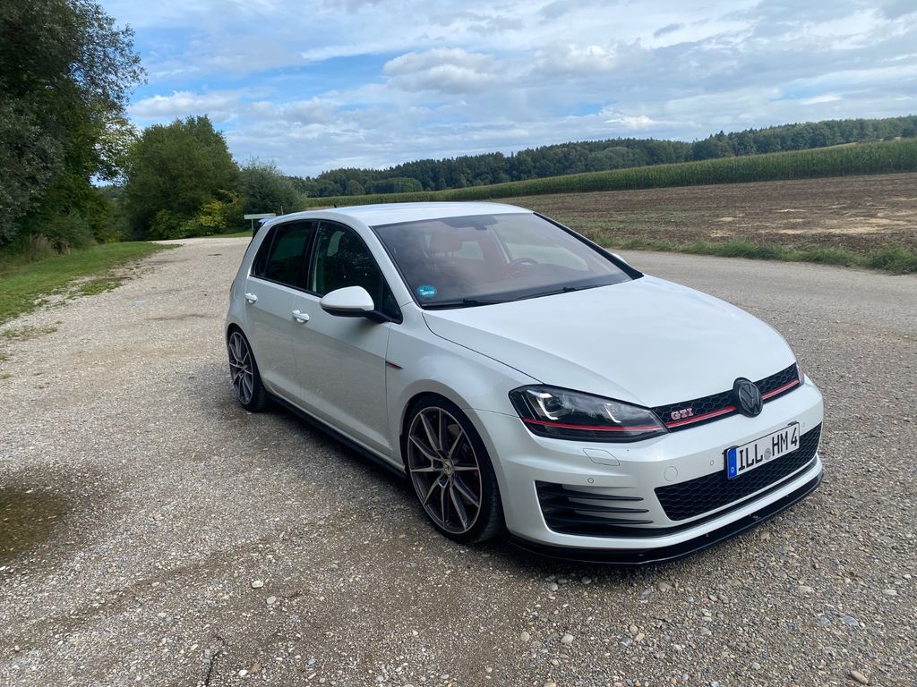 Image of Volkswagen Golf