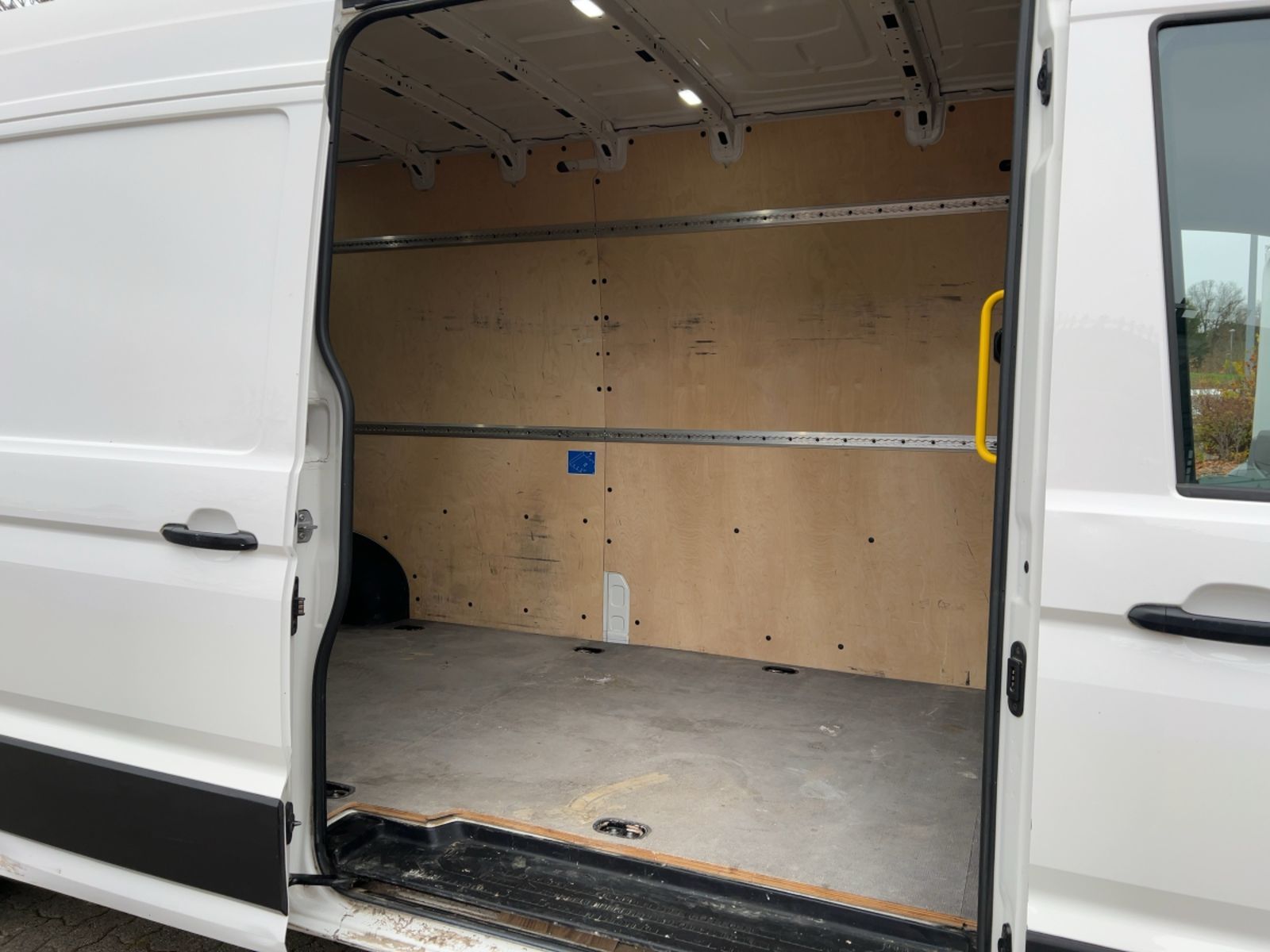 Fahrzeugabbildung Volkswagen Crafter Kasten 2.0 TDI L3H2 FWD Klima Kamera Tem