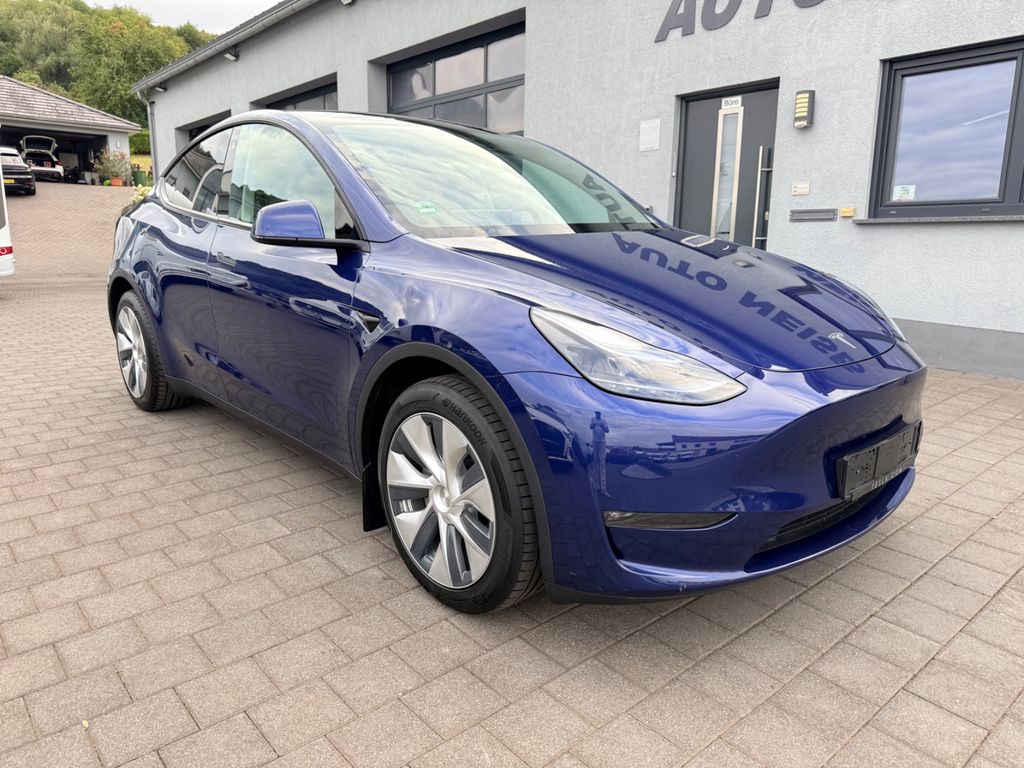 Image of Tesla Model Y