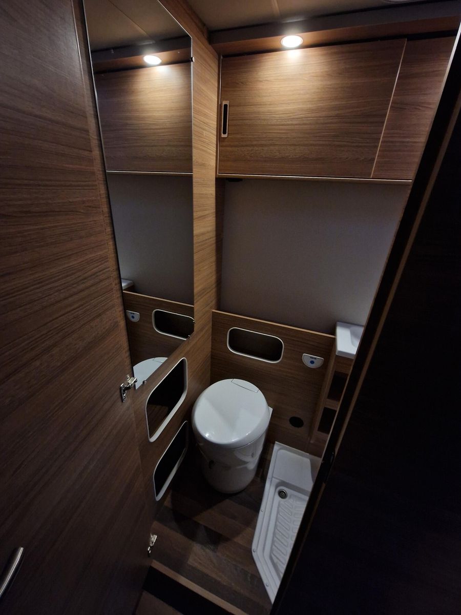 Fahrzeugabbildung Weinsberg CaraHome 650 DG