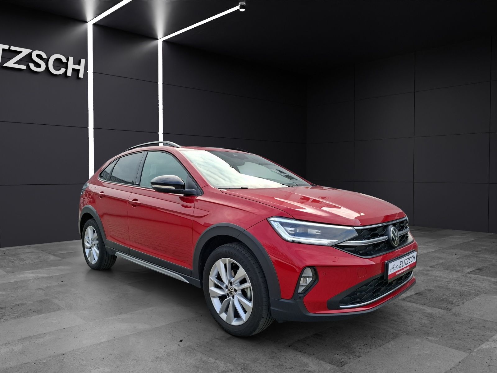 Fahrzeugabbildung Volkswagen Taigo Move DSG Matrix Navi ACC RFK SHZ AID