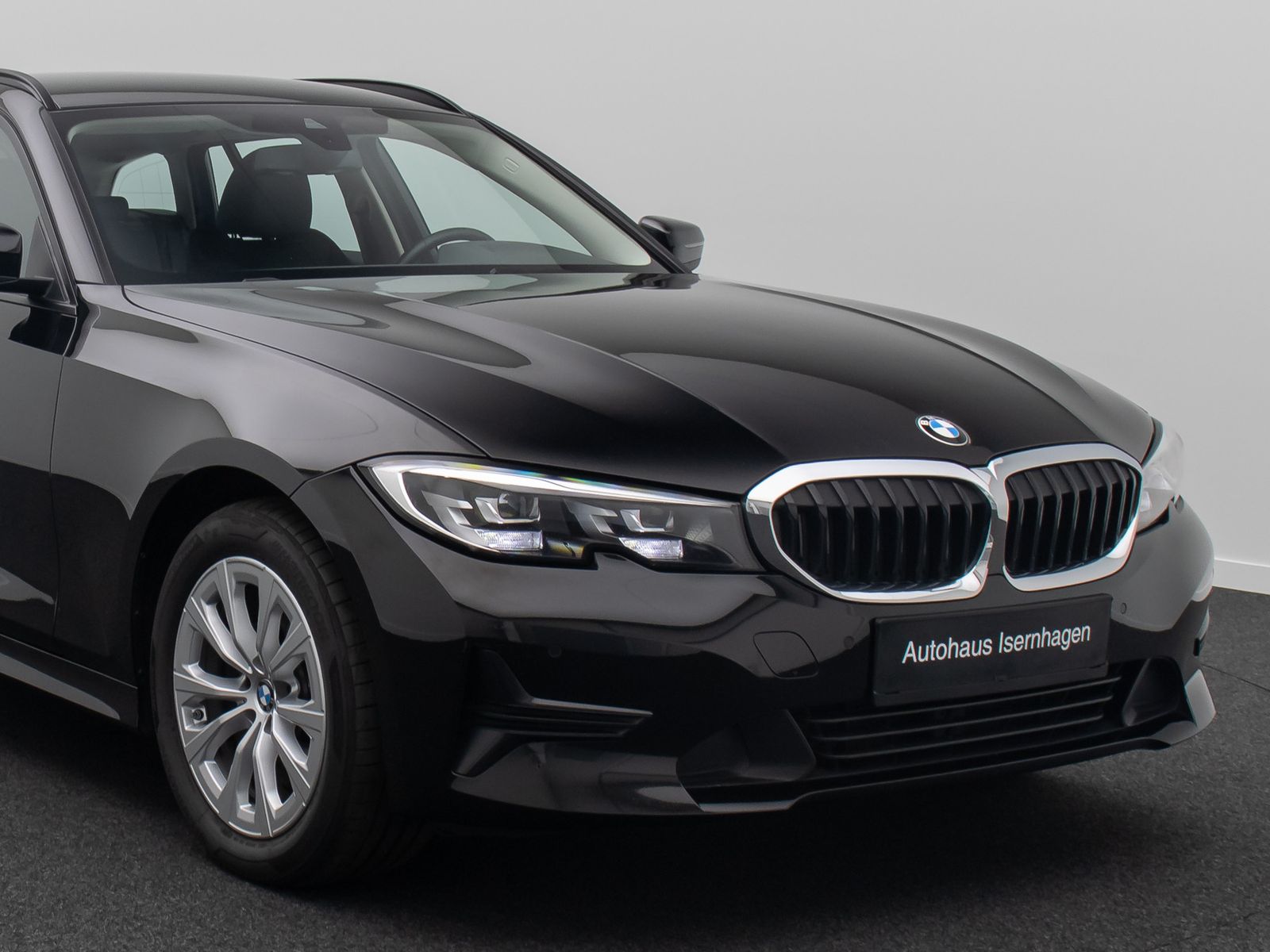 Fahrzeugabbildung BMW 320d DAB HiFi PDC Alarm Sport Geschwindigkeitsre