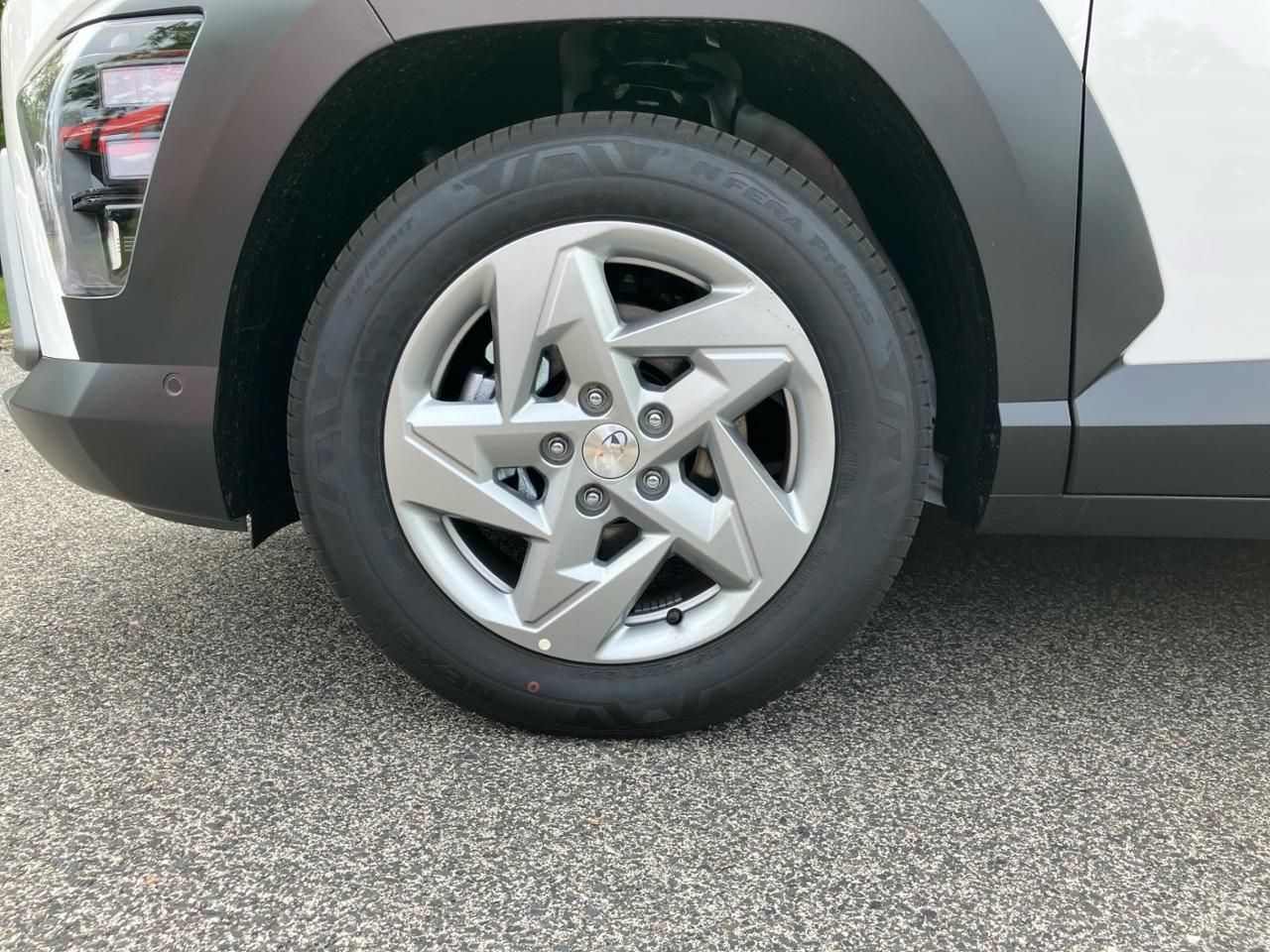 Fahrzeugabbildung Hyundai KONA TREND *Assist.-Pak.* SHZ*LHZ*NAVI*USB*ZV*