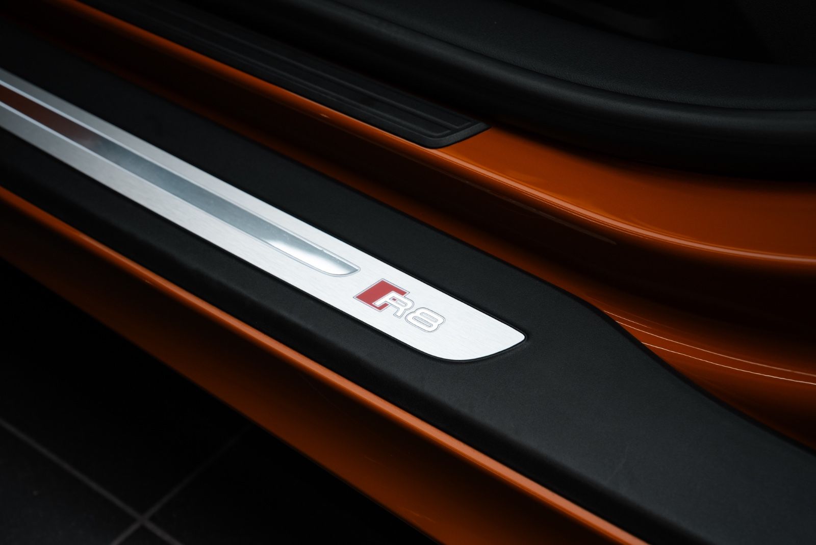 Fahrzeugabbildung Audi R8 Coupé HANDSCHALTUNG/B&O/CAM