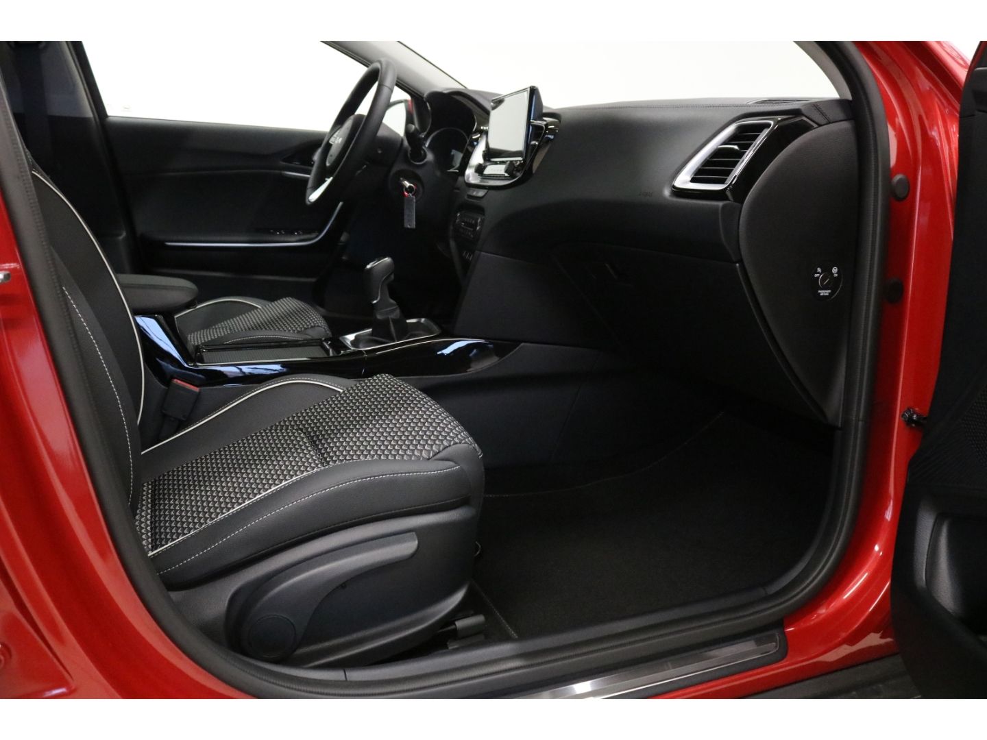Fahrzeugabbildung Kia XCeed 1.5 T-GDI Vision,  Navi, SHZ, Komfort-Pake