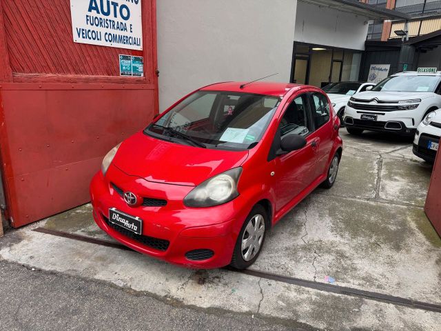 Toyota Aygo 1.0 12V VVT-i 5 porte Sol Connect Re