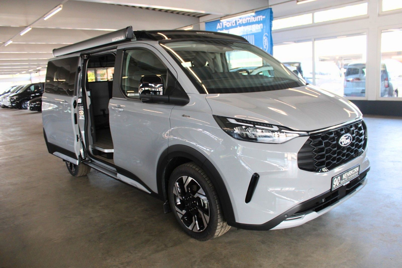 Fahrzeugabbildung Ford NUGGET L1 Active ALLRAD + Aufstelldach SOFORT
