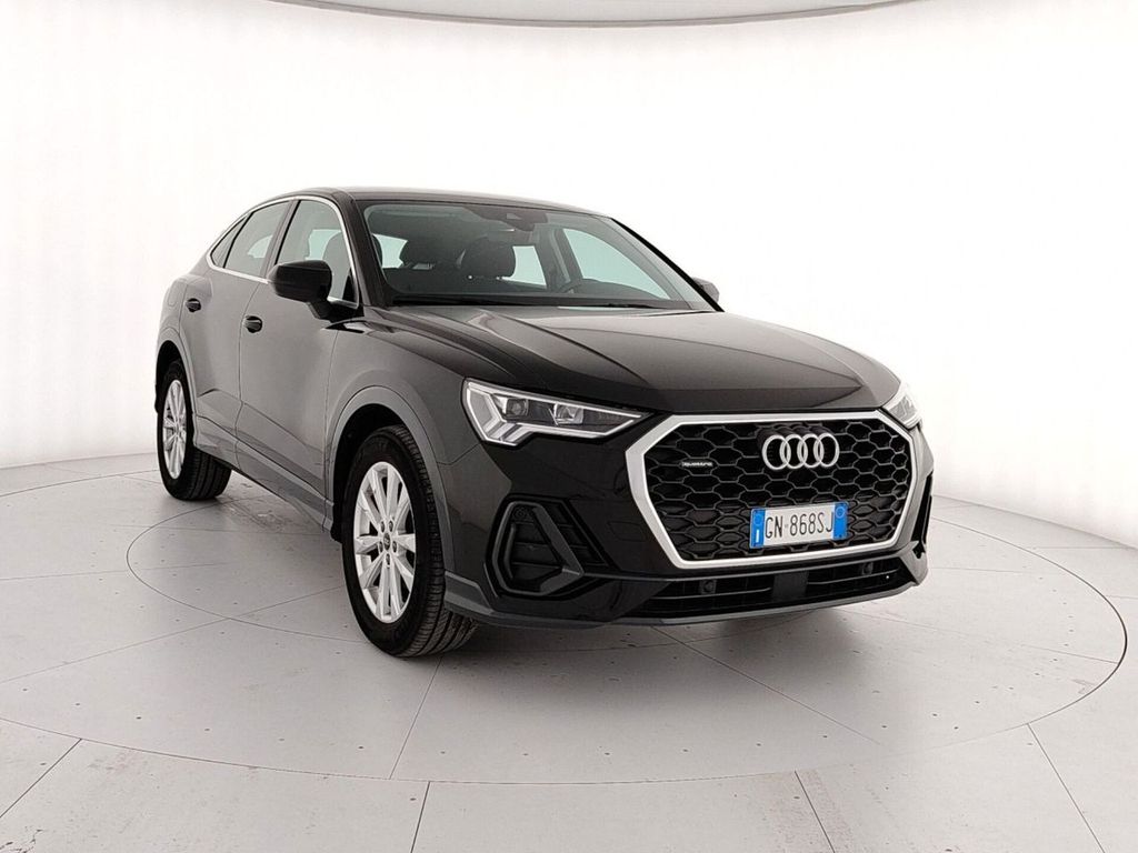 Image of Audi Q3