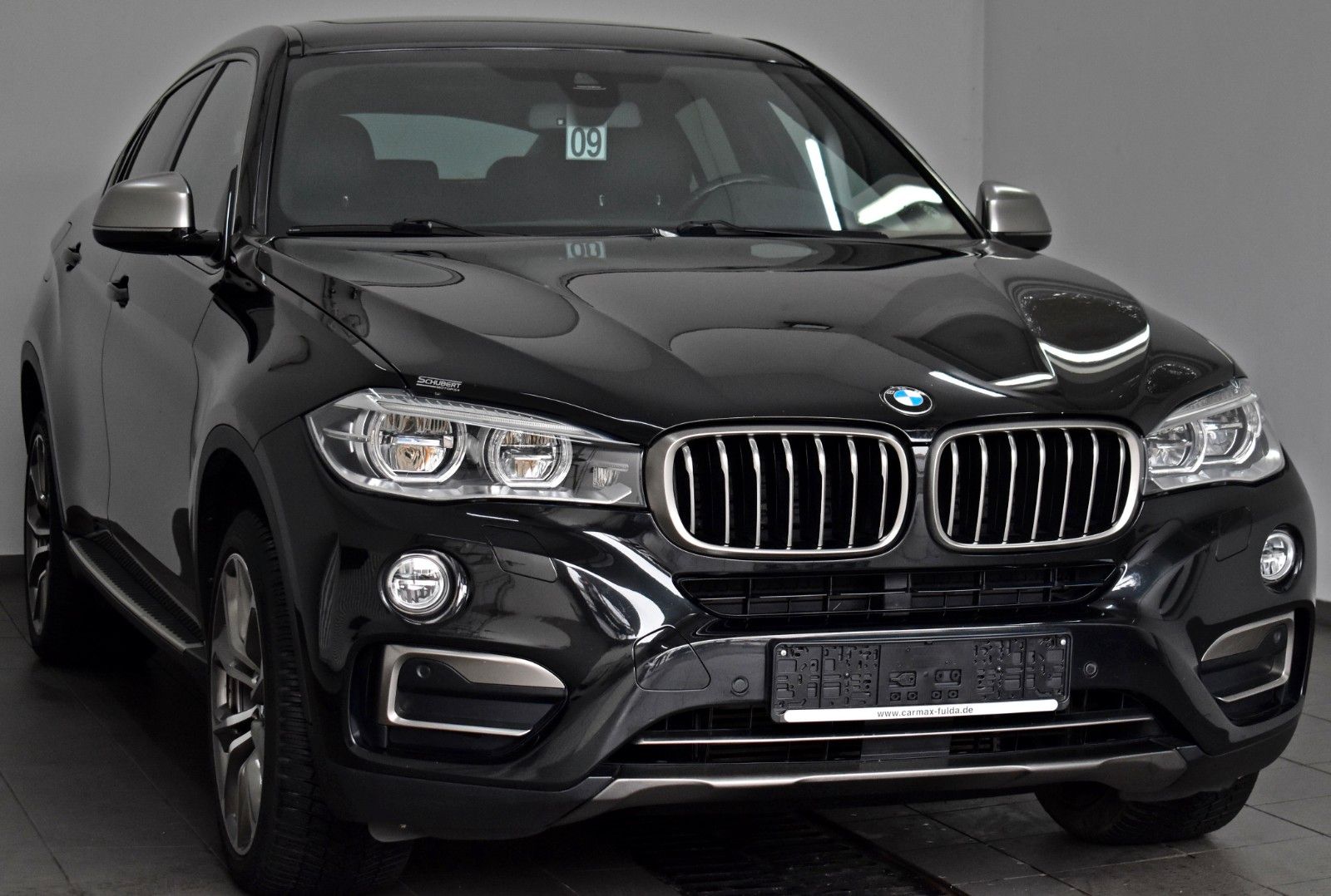 Fahrzeugabbildung BMW X6 xDrive 40d Leder,Navi,LED,SH,SD,Kamera,PDC