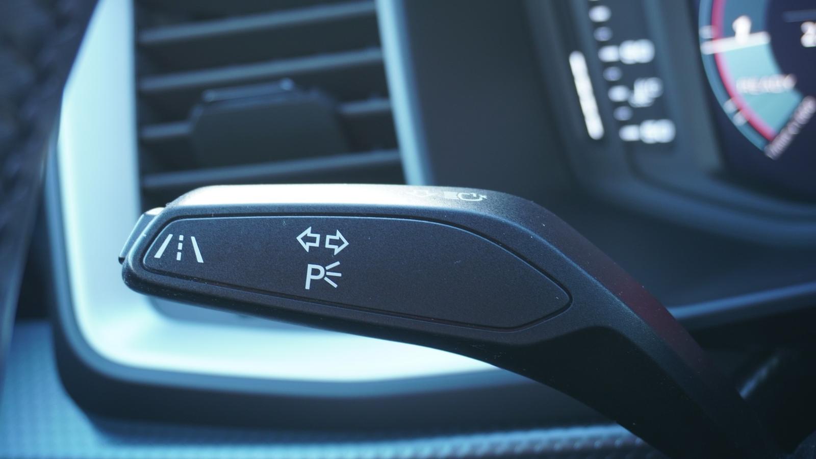 Audi A1 Sportback 40 2.0 TFSI S line LED App-Connect