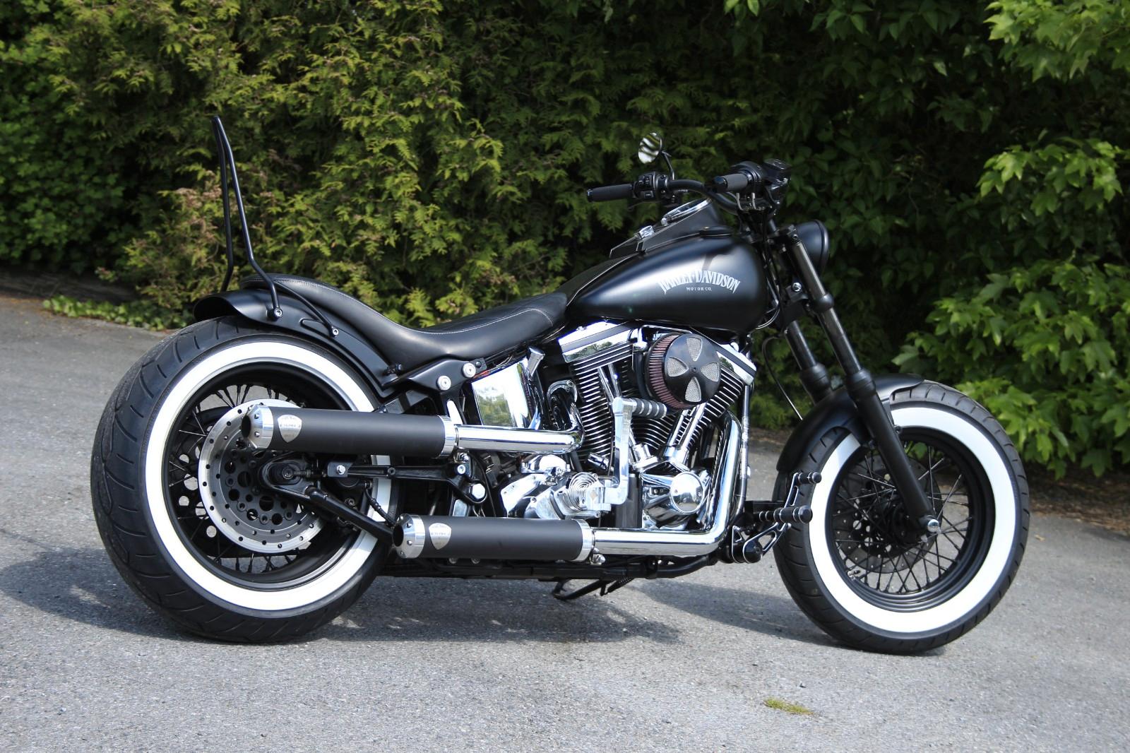 Harley-Davidson Softail FXST