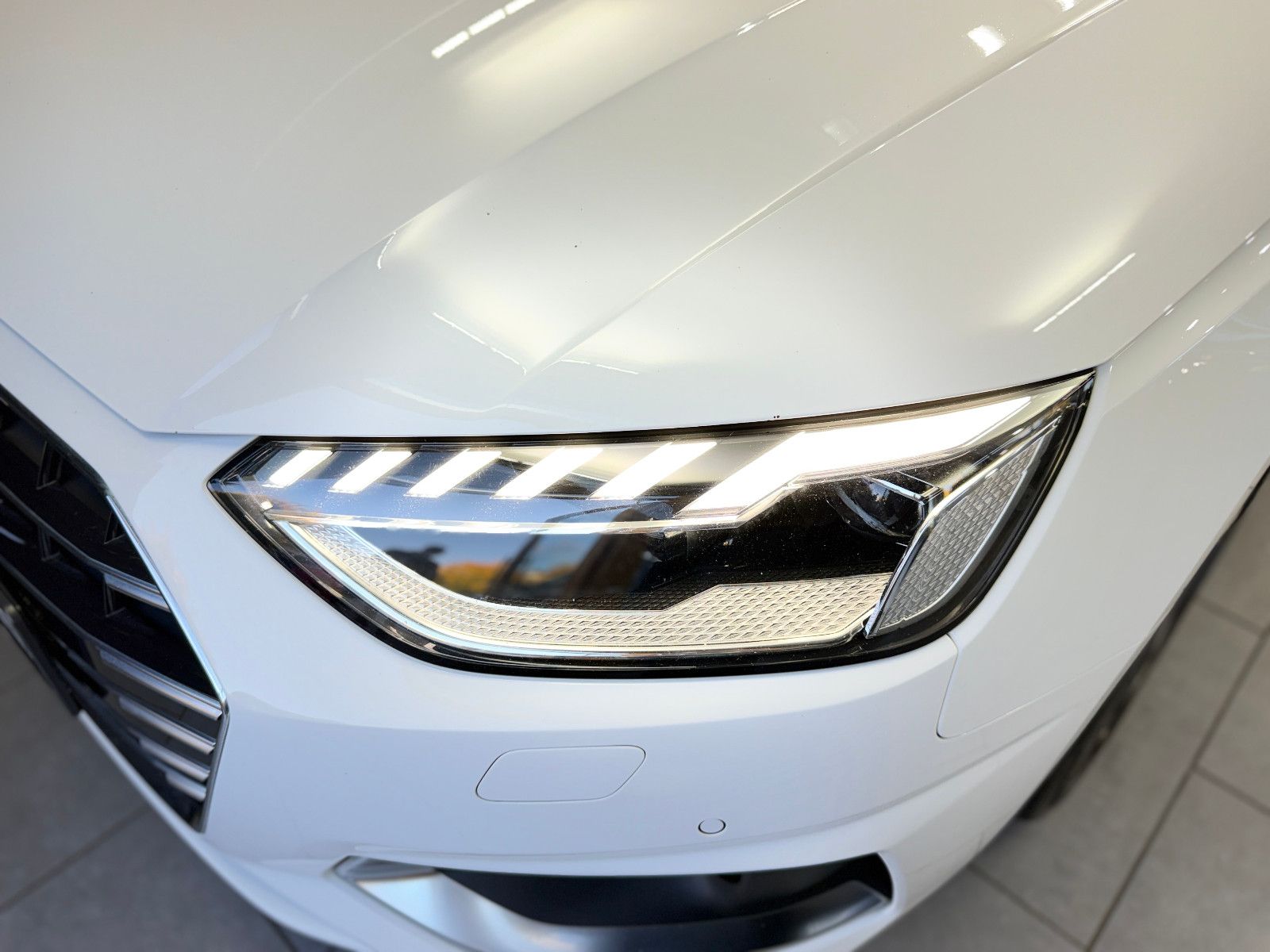 Fahrzeugabbildung Audi A4 Avant 35 TDI advanced|MATRIX|LCI|RF-KAMERA