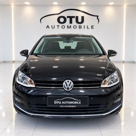 Volkswagen Golf - 2