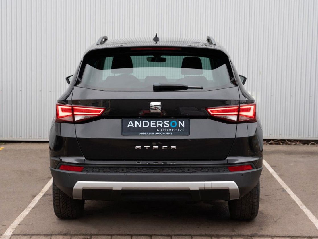 Fahrzeugabbildung SEAT ATECA STYLE 1.0 TSI LED 1.HD CARPLAY WENIG KM