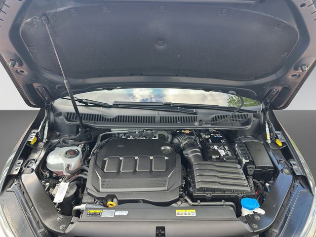 Touran 2.0 TDI Comfortline DSG NAVI ACC STANDHZ