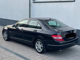 Mercedes-Benz C 250 CDI Avantg/Autom/Comand/Bi-Xenon/1.Hand/ - Mercedes-Benz C 250: Cdi