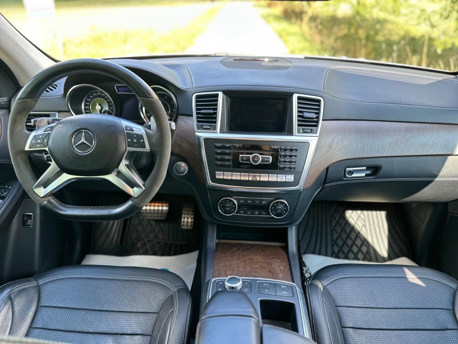 Mercedes-Benz ML 63 AMG 4Matic*Vollausstattung*AHK*360°*Harman