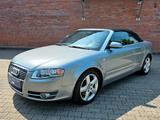 Audi A4 Cabriolet / Leder / Original zustand - Audi A4: 3 Türen