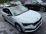 Skoda Scala Style 1.5 TSI DSG LED RFK PANORAMA - Skoda Gebrauchtwagen in Bielefeld
