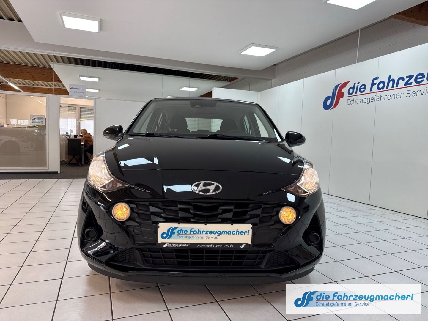 Fahrzeugabbildung Hyundai i10 Trend 1.0 EU6d Navi Apple CarPlay Android Au