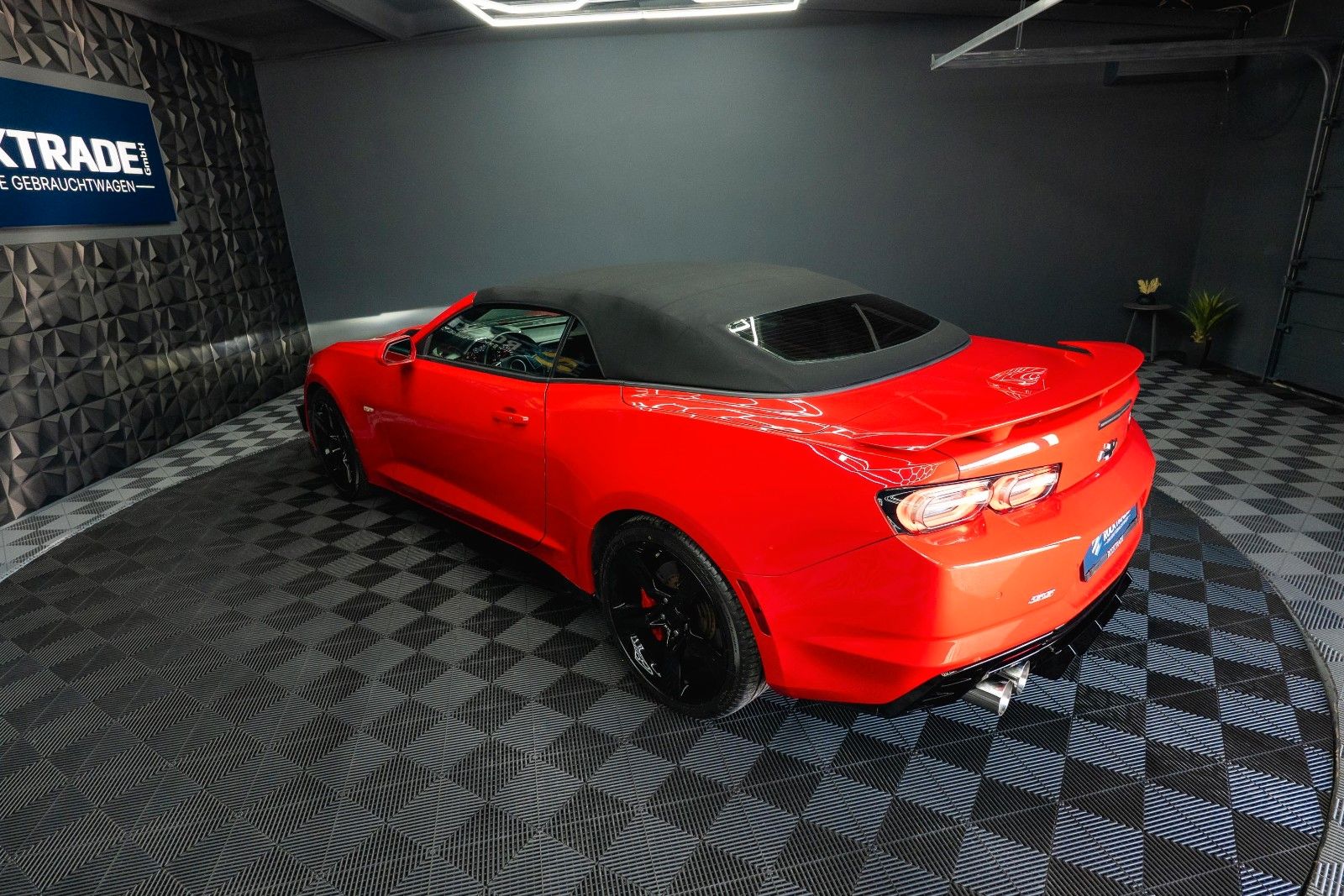 Fahrzeugabbildung Chevrolet Camaro 6.2 2SS Cabrio LT1 Performance *Head Up*