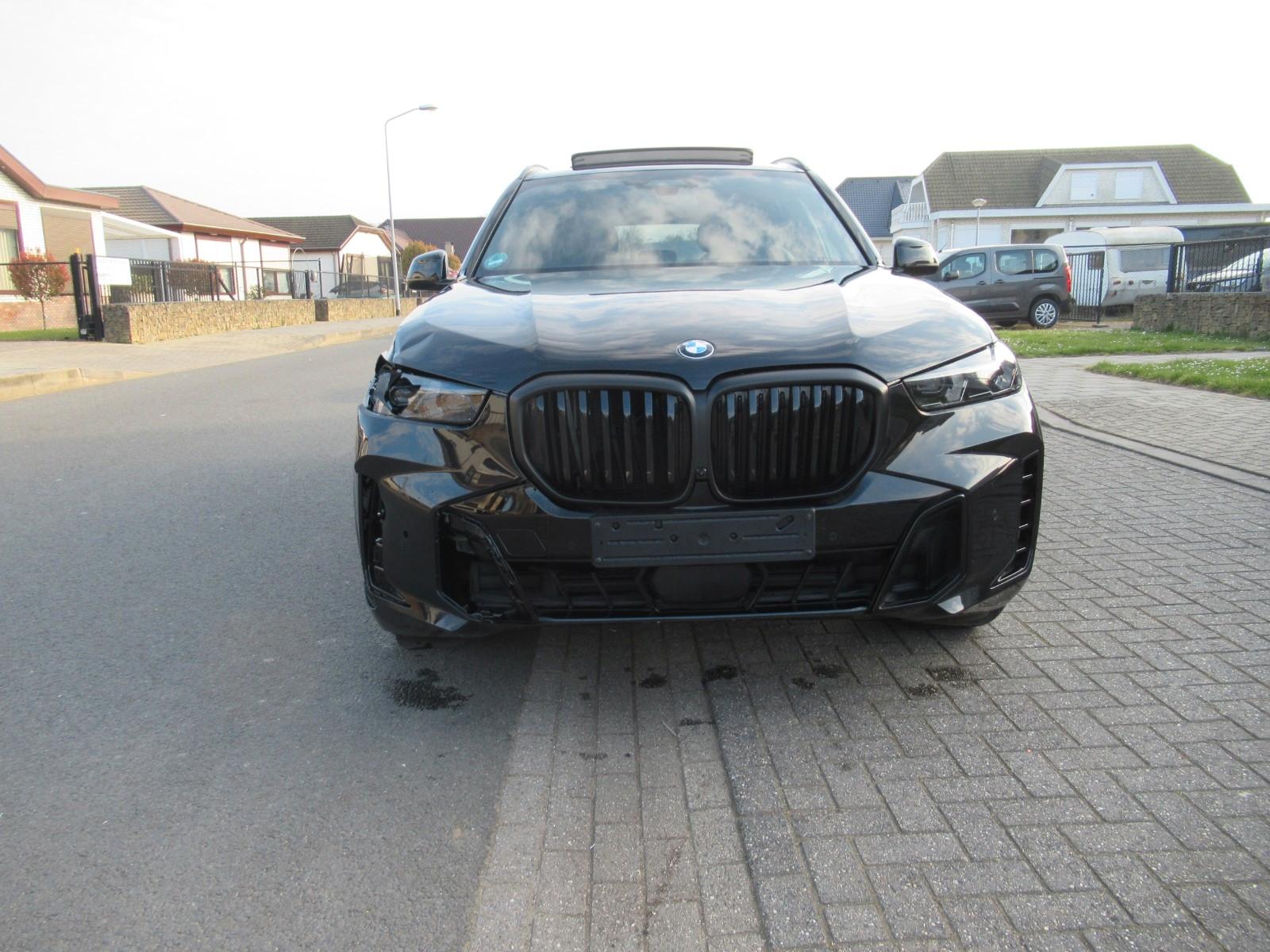 BMW X5 30 d xDrive M Sport Pro *SKY*HA/KA*7-Sitz*AHK