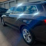 Volkswagen Passat 2.0 TDI SCR DSG Business Business - VW Passat Gebrauchtwagen in Augsburg
