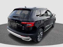 SKODA Karoq 4x4 AHK NAVI DCC Standh. Kamera PDC LED 19