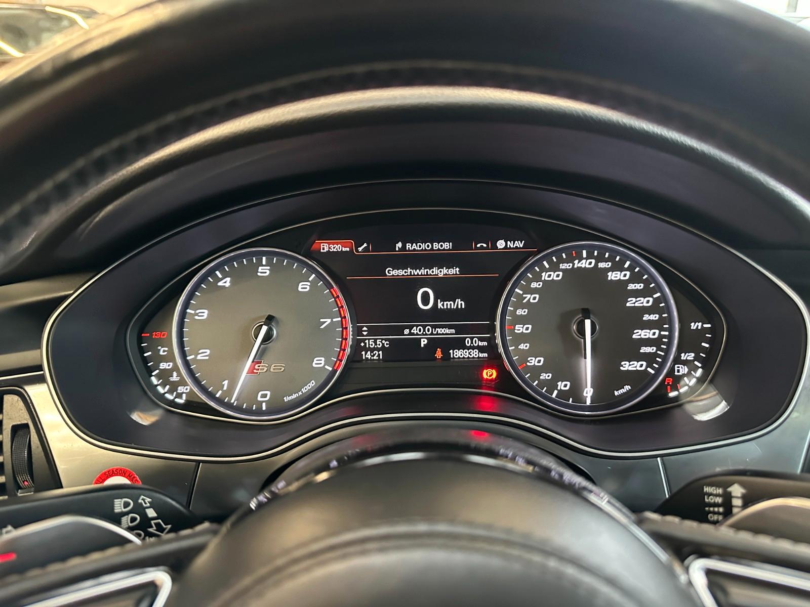 AUDI S6 AVANT 4.0 V8 TFSI QUATTRO 420ch - BOSE - TOIT PANORAMIQUE - ACC - ATTELAGE PIVOTANT - SUSPENSION PNEUMATIQUE
