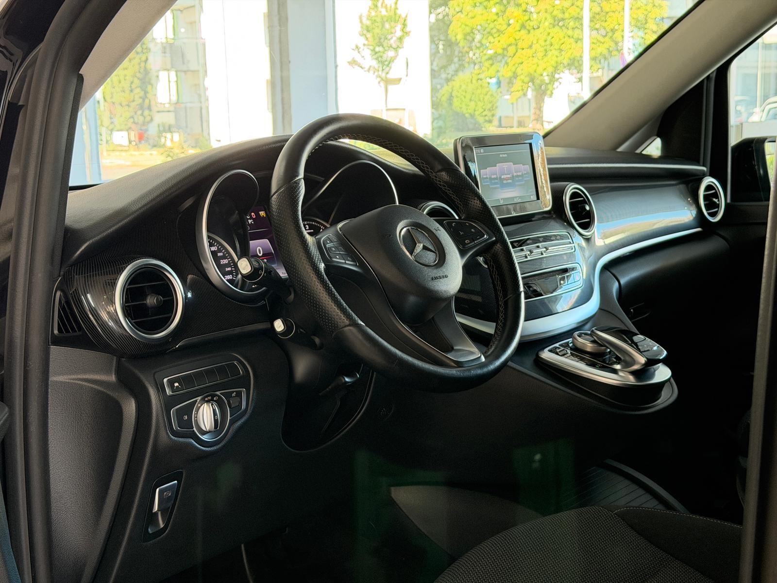 Mercedes-Benz Classe V 250 d Long 190 ch – 7 places – Pano – Burmester – LED – Double porte coulissante – Avertisseurs angle mort