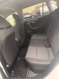 Toyota RAV 4 - 9