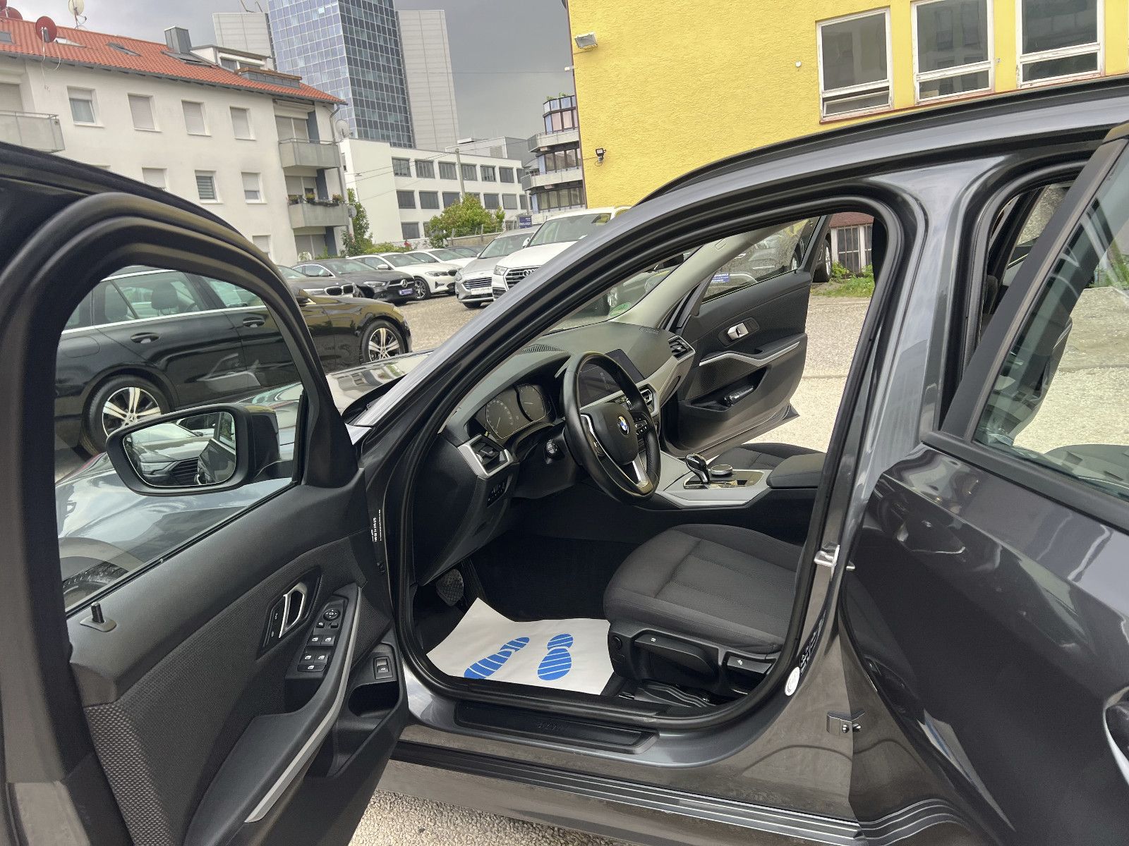 BMW 320 d xDrive Advantage LASER+TOTWINKEL+SPURAS. foto 11
