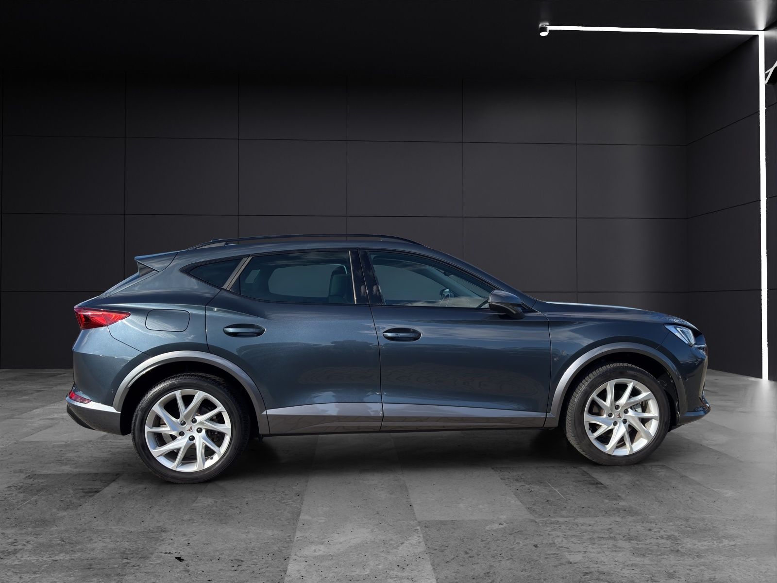 Fahrzeugabbildung CUPRA Formentor 1.5 TSI Matrix Navi ACC VC RFK SHZ