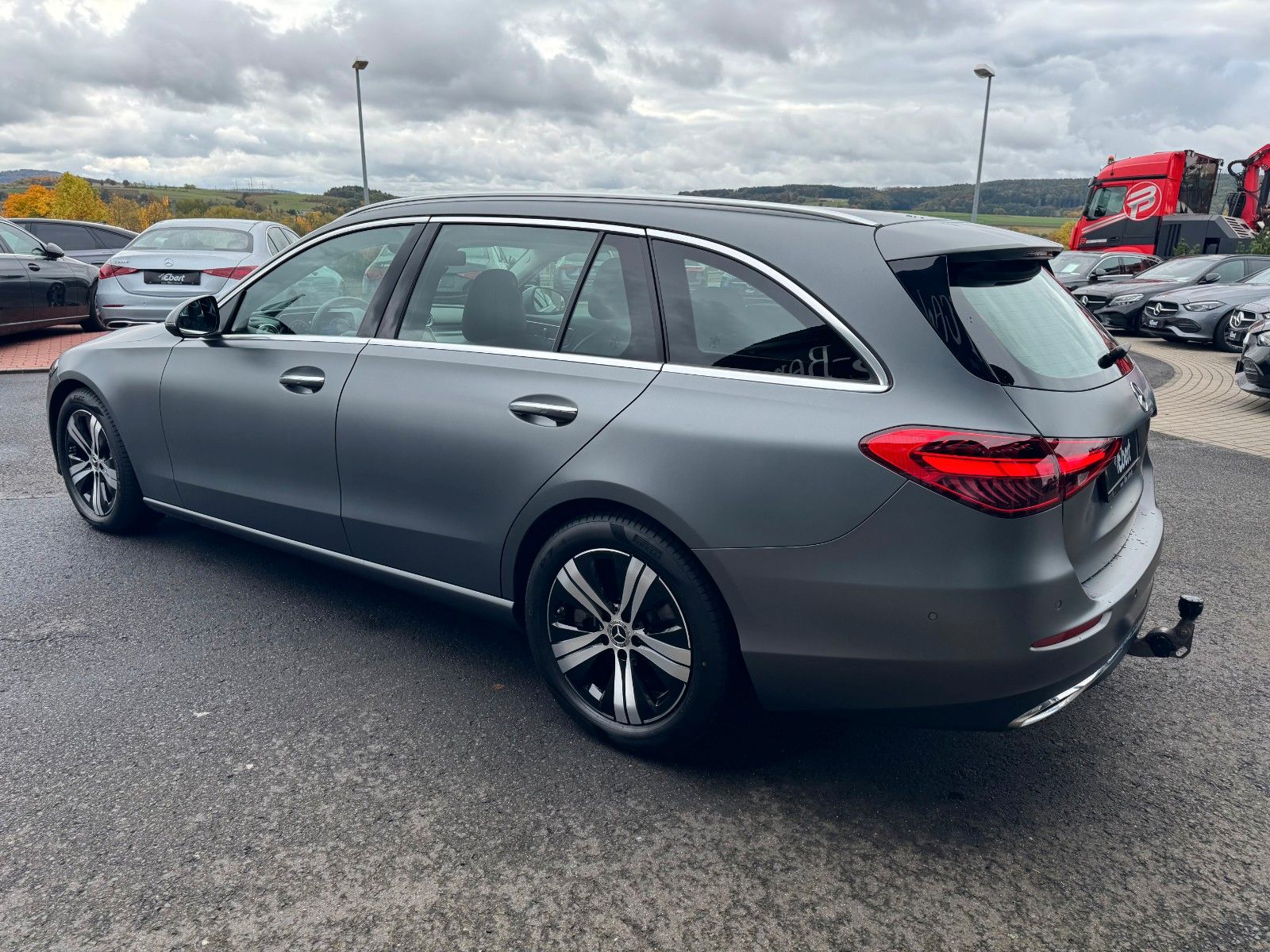 Fahrzeugabbildung Mercedes-Benz C 220 d T AVANTGARDE AHK+Memory+HUD+Distr+Keyles